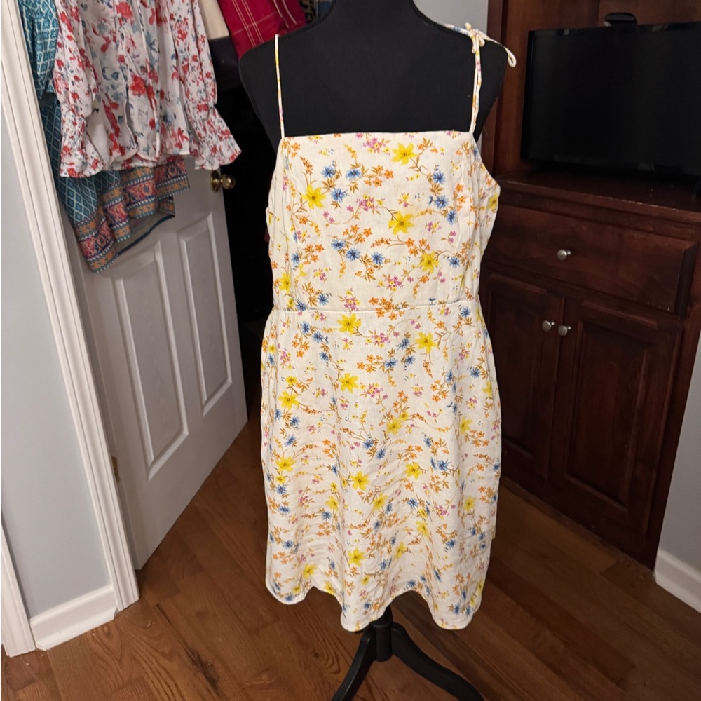 Old Navy Cream Spaghetti Strap Sundress